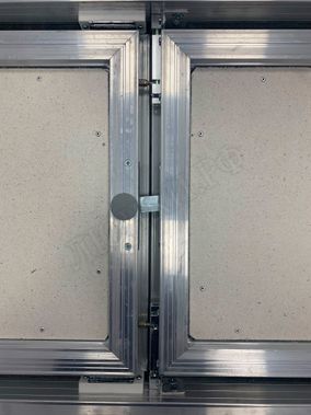 Люк-дверь под плитку Техно 2 створки 1900*1850 Люк-дверь под плитку Техно 2 створки 1900*1850