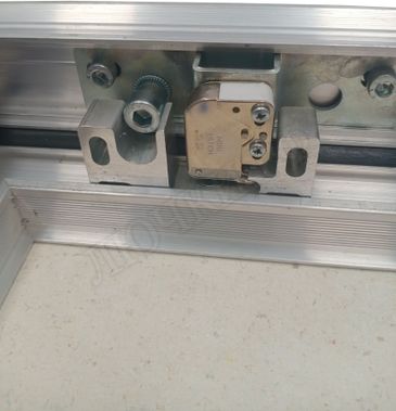 Люк под плитку Нажимной Мега Алюм 2.0, 1 створка 700*800 Люк под плитку Нажимной Мега Алюм 2.0, 1 створка 700*800