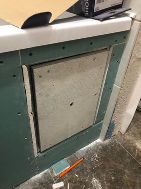 Люк под плитку Нажимной Секрет-Лайт 2 створки 1000*400 Люк под плитку Нажимной Секрет-Лайт 2 створки 1000*400